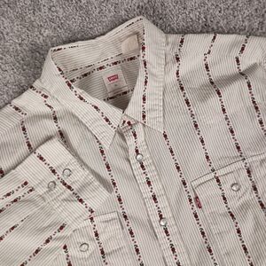 Levi's Pearl Snap Standard Fit Red Roses Men's Shirt XL
